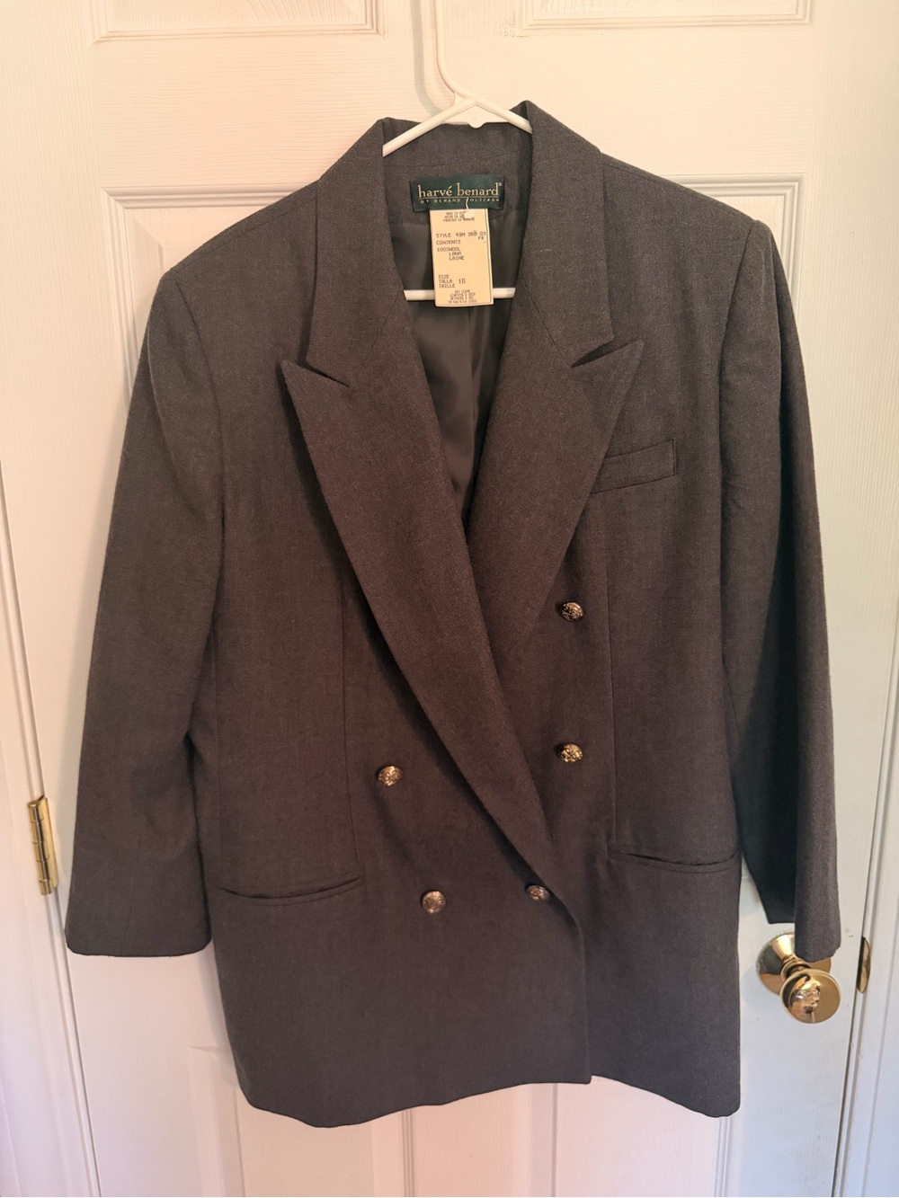 Harve Benard Double-Breasted Blazer Jacket in Charcoal